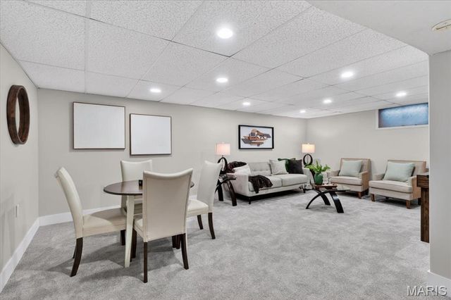 19 Cloverleaf Lane, Manchester, MO 63011