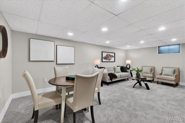 19 Cloverleaf Lane, Manchester, MO 63011