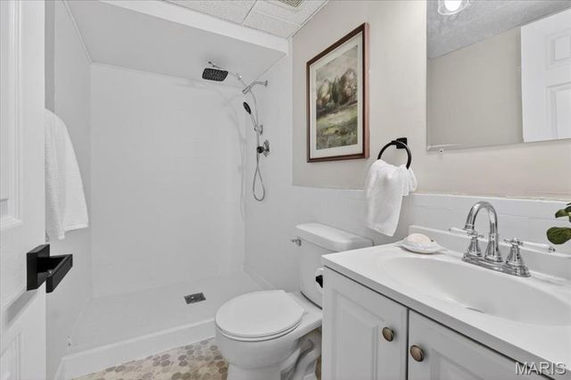 19 Cloverleaf Lane, Manchester, MO 63011