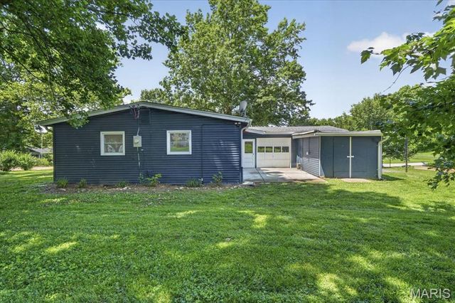 19 Cloverleaf Lane, Manchester, MO 63011