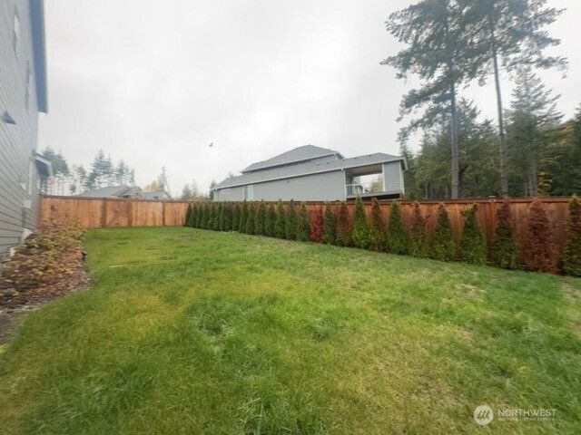 5550 NW Bonfire Court, Bremerton, WA 98312