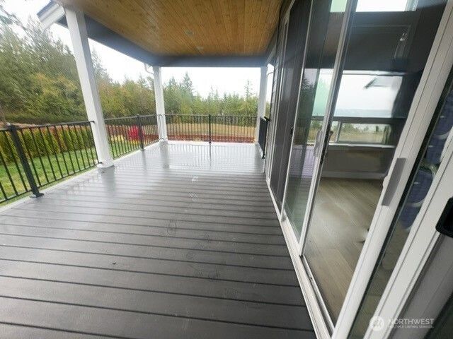 5550 NW Bonfire Court, Bremerton, WA 98312