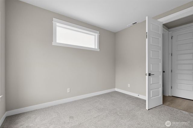 5550 NW Bonfire Court, Bremerton, WA 98312