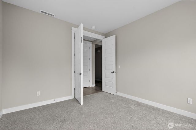 5550 NW Bonfire Court, Bremerton, WA 98312