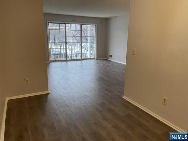 126 Raintree Lane, Mahwah, NJ 07430