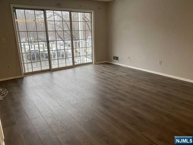 126 Raintree Lane, Mahwah, NJ 07430