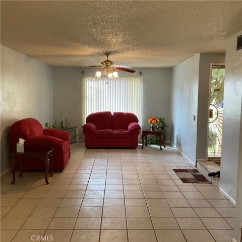 3700 Mountain Ave 6B, San Bernardino, CA 92404