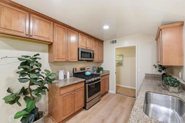 728 S Genevieve Lane, San Jose, CA 95128