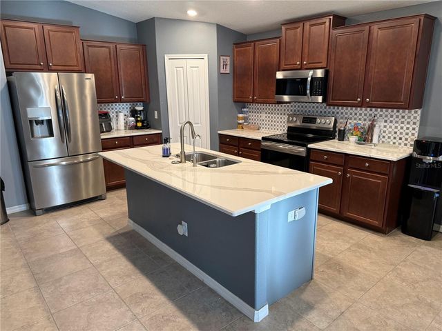 6629 WAGON TRAIL STREET, Zephyrhills, FL 33541