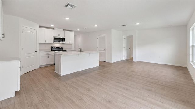 135 HEIRLOOM DRIVE, Ormond Beach, FL 32174