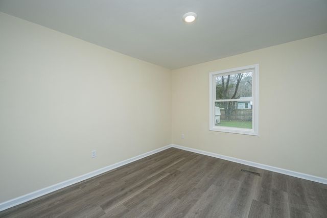 2332 Eagle Drive, North Charleston, SC 29406