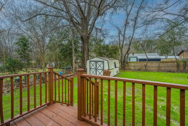 2332 Eagle Drive, North Charleston, SC 29406