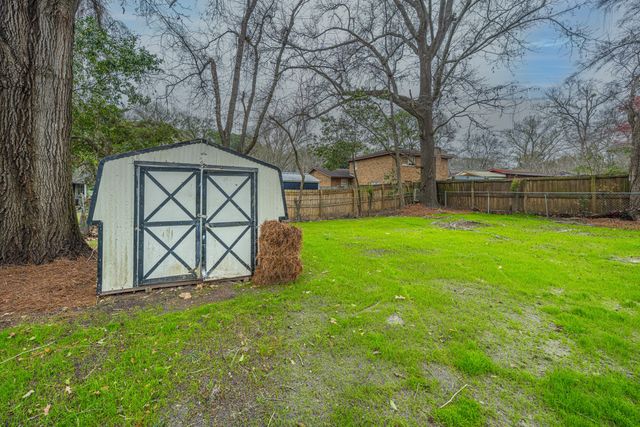 2332 Eagle Drive, North Charleston, SC 29406