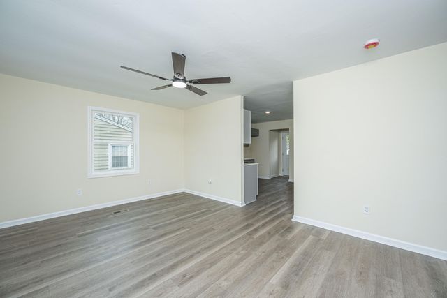 2332 Eagle Drive, North Charleston, SC 29406