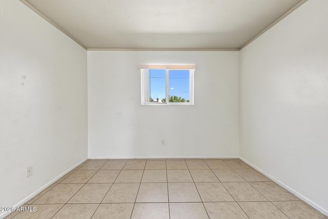 152 W SOUTHERN Avenue, Mesa, AZ 85210