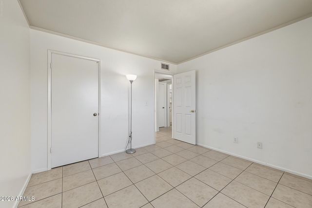 152 W SOUTHERN Avenue, Mesa, AZ 85210