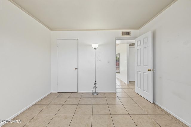 152 W SOUTHERN Avenue, Mesa, AZ 85210