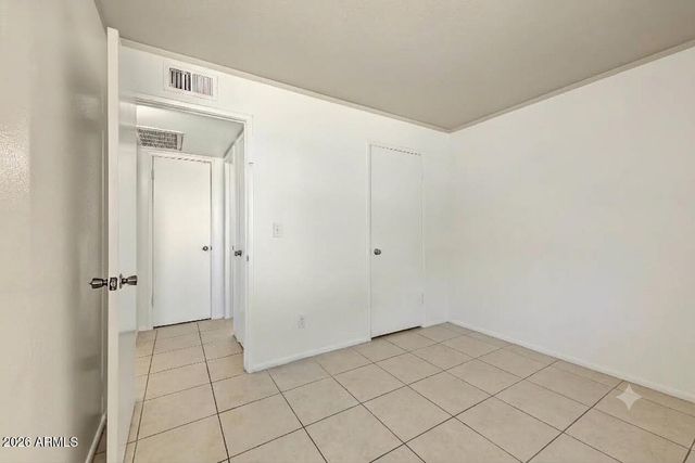 152 W SOUTHERN Avenue, Mesa, AZ 85210