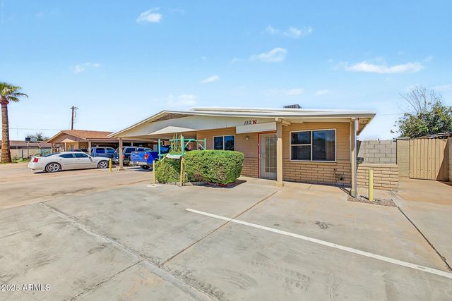 152 W SOUTHERN Avenue, Mesa, AZ 85210
