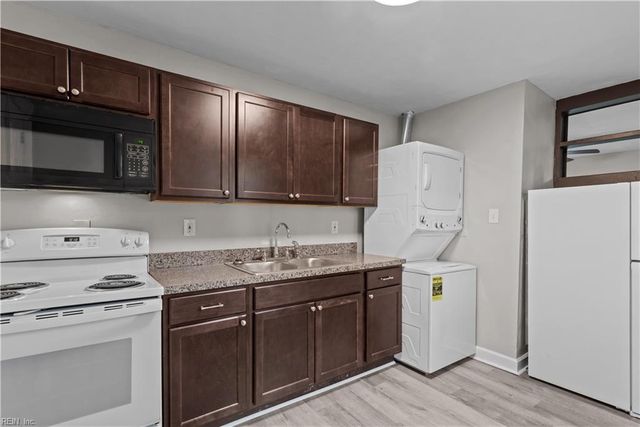 2925 Vimy Ridge AVE, Norfolk, VA 23509
