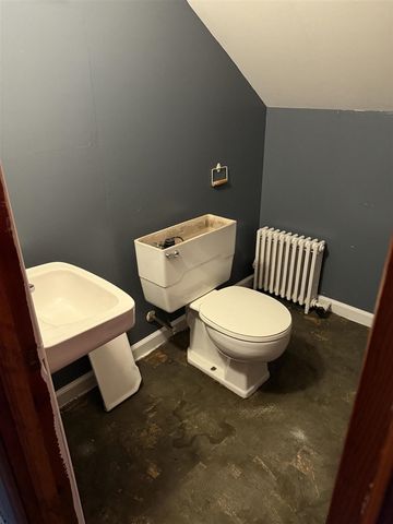 1068 Ada Avenue, Muskegon, MI 49442