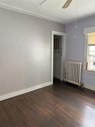 1068 Ada Avenue, Muskegon, MI 49442