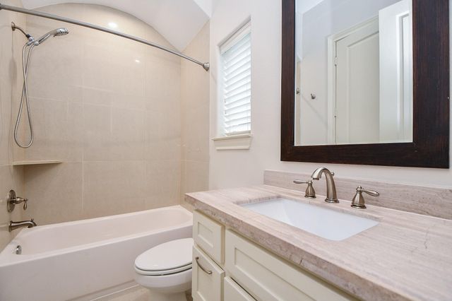 709 Delano Street, Houston, TX 77003
