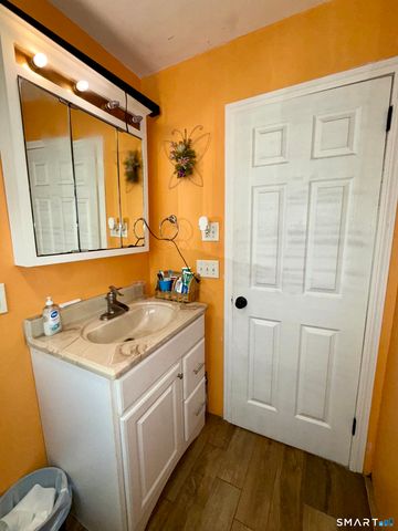 73 Janet Drive, East Hartford, CT 06118