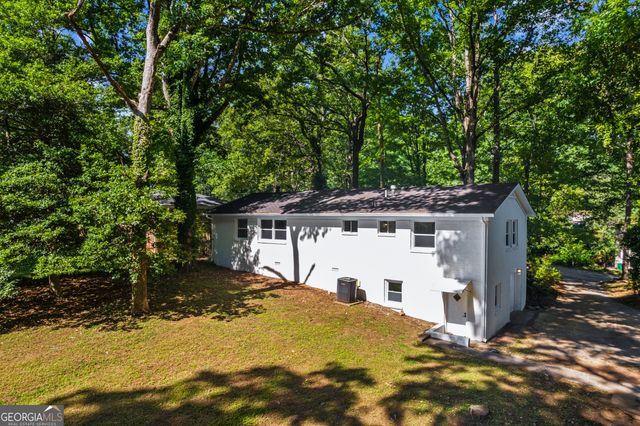 471 Mount Vista Road, Stone Mountain, GA 30087