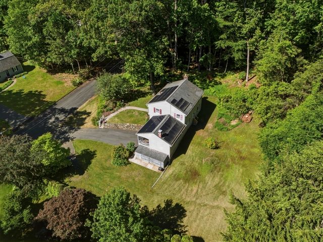 49 Country Way, Northampton, MA 01062