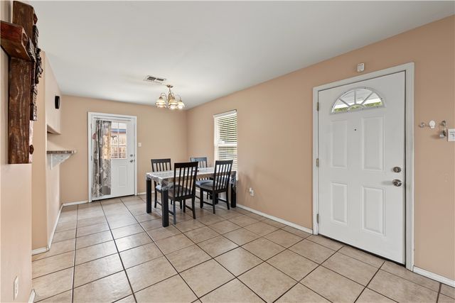 1322 Morris St, Corpus Christi, TX 78401