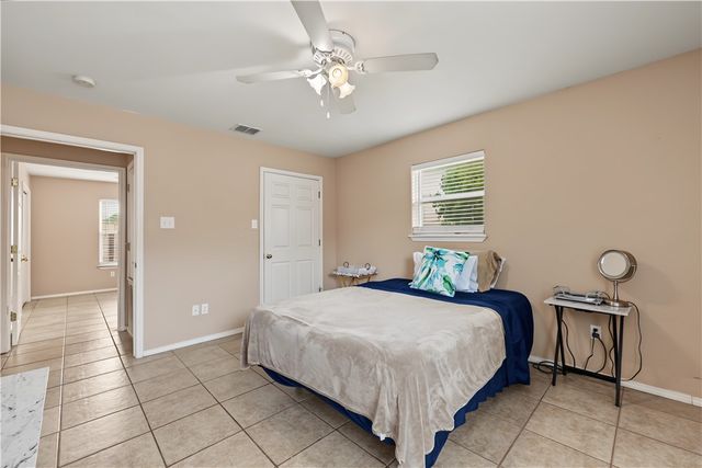 1322 Morris St, Corpus Christi, TX 78401