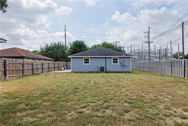 1322 Morris St, Corpus Christi, TX 78401