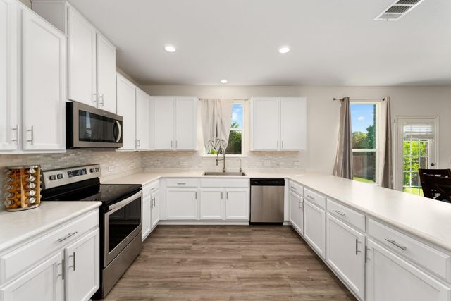 6925 Nutria RUN, Austin, TX 78744