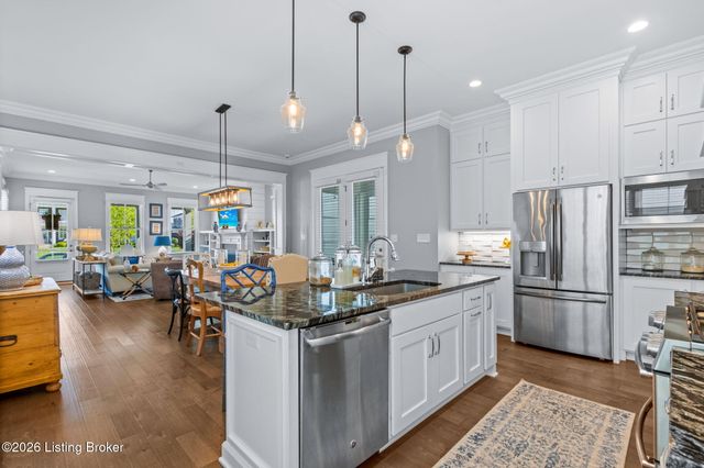 6416 Mistflower Cir, Prospect, KY 40059