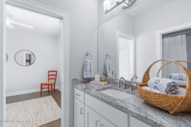 6416 Mistflower Cir, Prospect, KY 40059