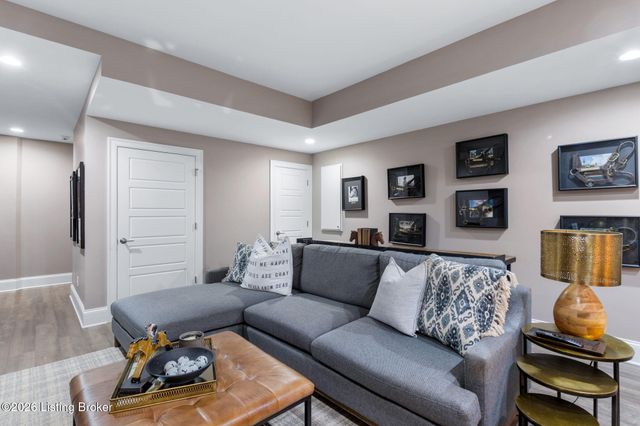 6416 Mistflower Cir, Prospect, KY 40059