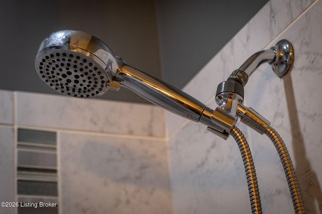 6416 Mistflower Cir, Prospect, KY 40059