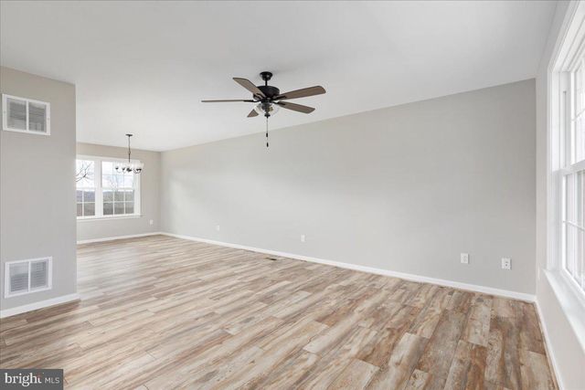 201 EAST LOCUST ST, Woodstock, VA 22664