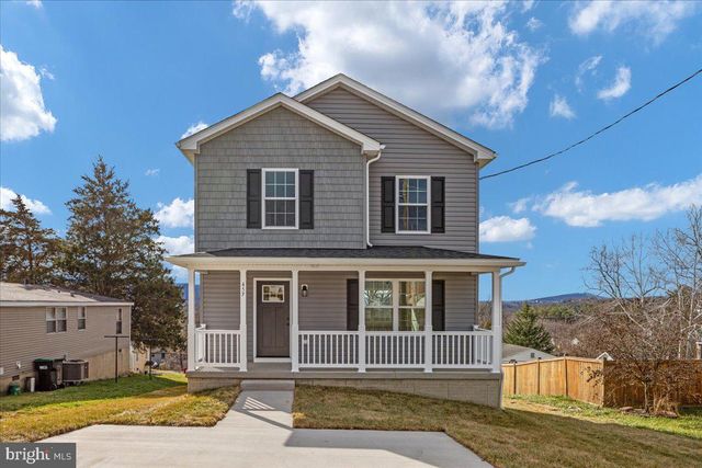 201 EAST LOCUST ST, Woodstock, VA 22664