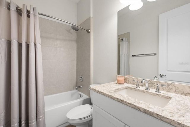 7606 WINDY HILL COVE, Bradenton, FL 34202