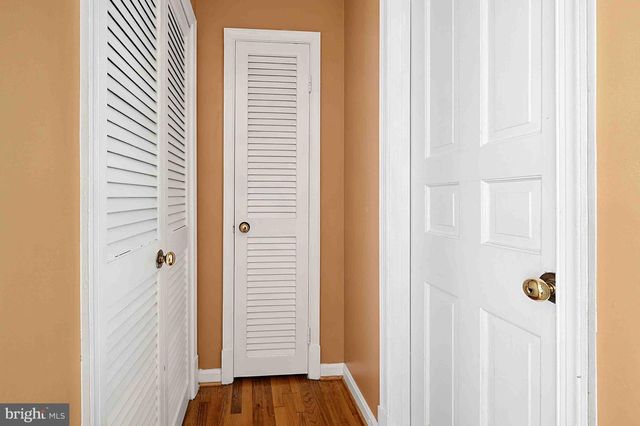 8261 TAUNTON PL, Springfield, VA 22152