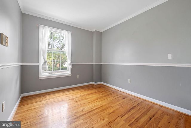 8261 TAUNTON PL, Springfield, VA 22152