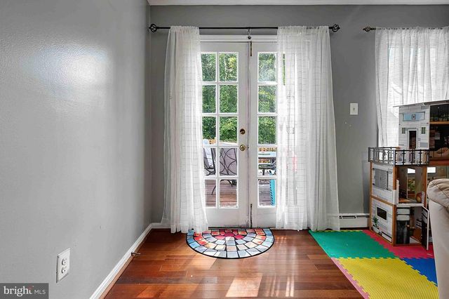 8261 TAUNTON PL, Springfield, VA 22152