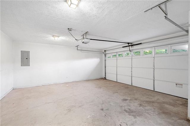 3504 Freeport Drive, Flowery Branch, GA 30542