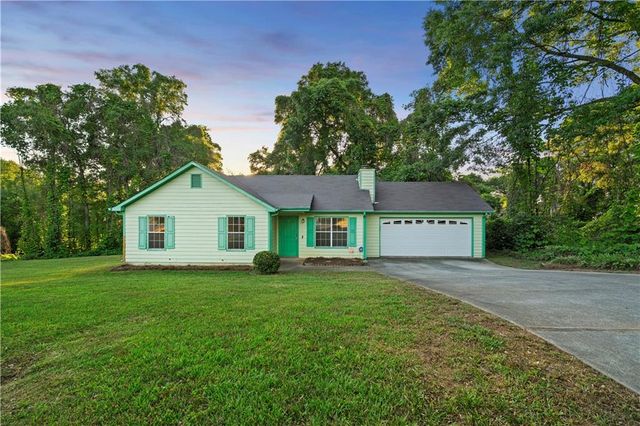 3504 Freeport Drive, Flowery Branch, GA 30542