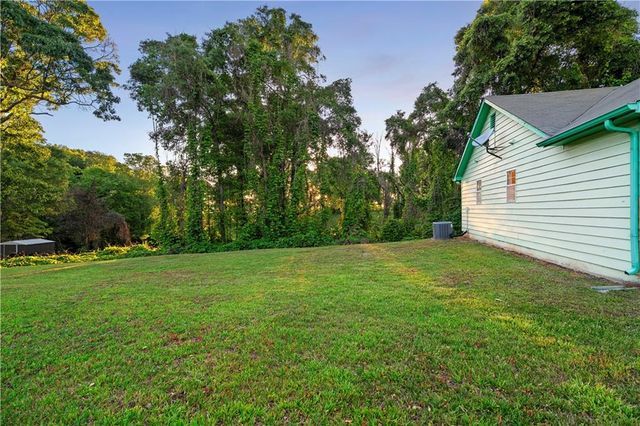 3504 Freeport Drive, Flowery Branch, GA 30542