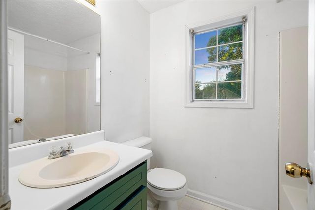 3504 Freeport Drive, Flowery Branch, GA 30542