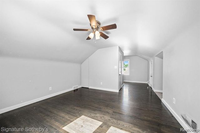 2420 Harwood Avenue, Royal Oak, MI 48067