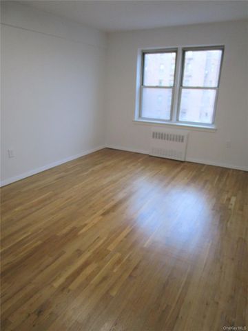 255 Bronx River Road 7L, Yonkers, NY 10704